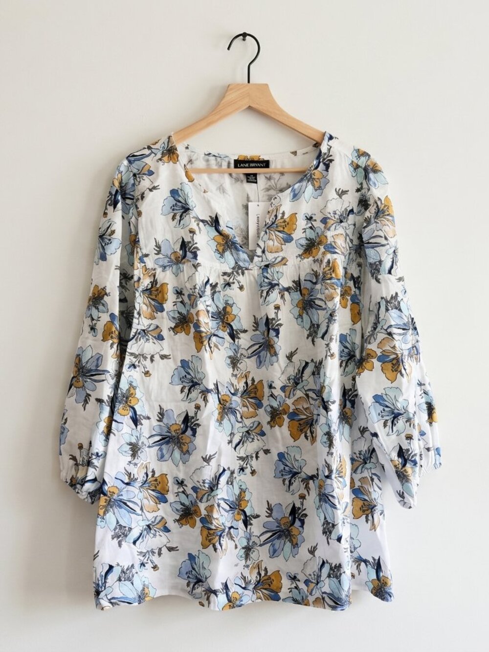 NWT Lane Bryant White Blue Floral 100% Cotton Peasant Top Size 22/24